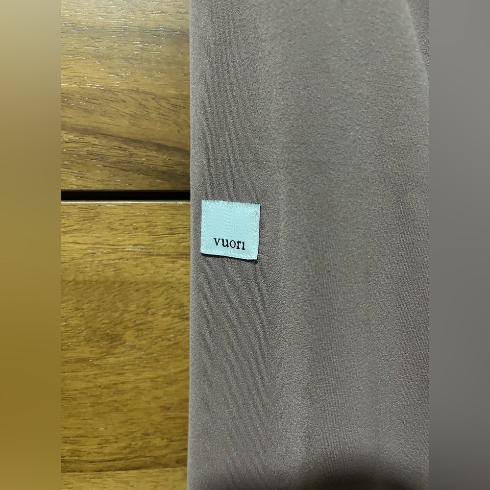 Vuori AllTheFeels Leggings - Light Brown - Size Large - Picture 4 of 6